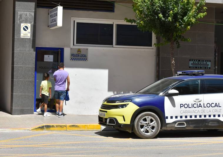 La Policía Local de Caravaca sigue cerrada al público por segundo día